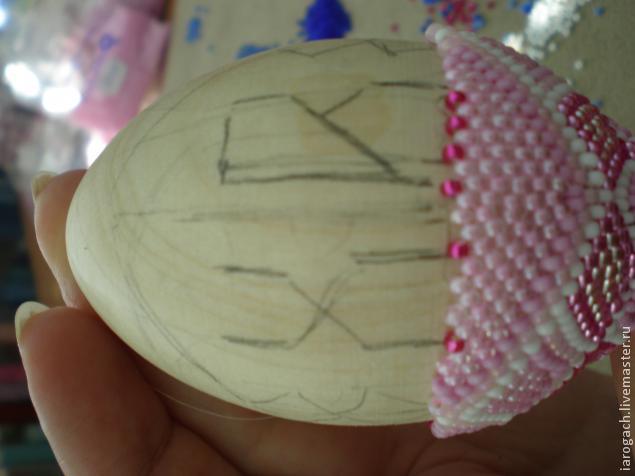 Пасхальное яйцо из бисера без предварительной схемы, фото № 35