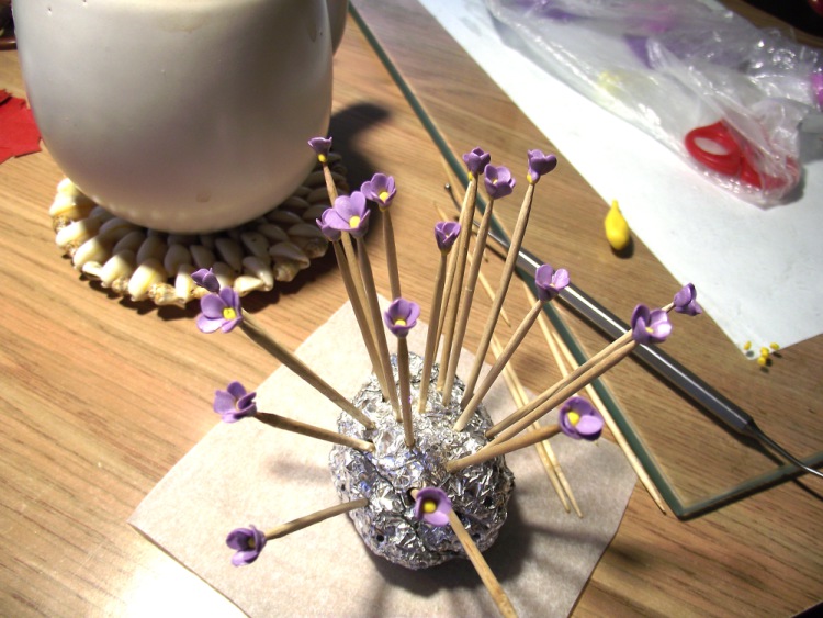 Создаем цветочные серьги-шары из запекаемой полимерной глины, фото № 10