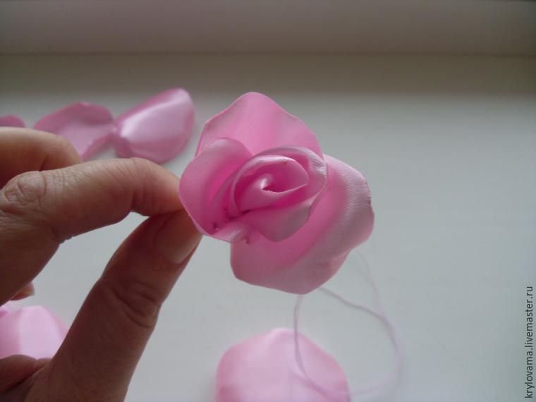 Создаем реалистичную розу из лент, фото № 7