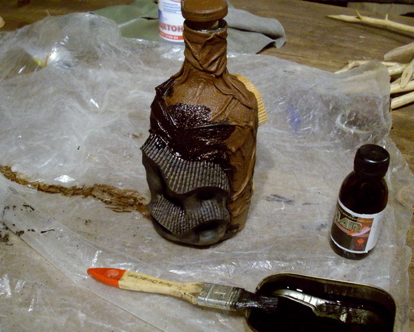 Декорируем бутылку с помощью кожи и керамики, фото № 32