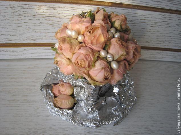 Букет из роз в кофейной чашке, или Как сделать милый сувенир, фото № 24