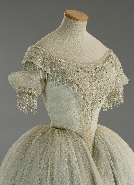 Бальные платья XIX века, фото № 11