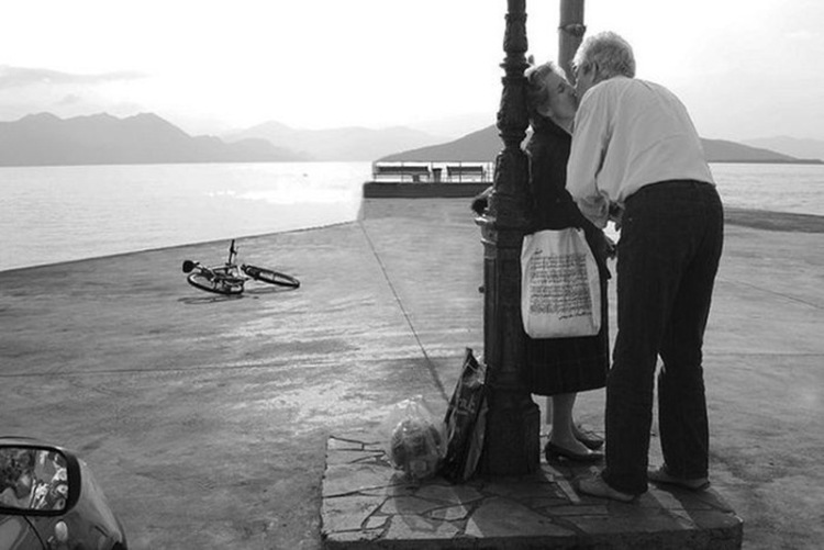 «Дедушка с бабушкой рядышком»: душевная и трогательная подборка, фото № 12
