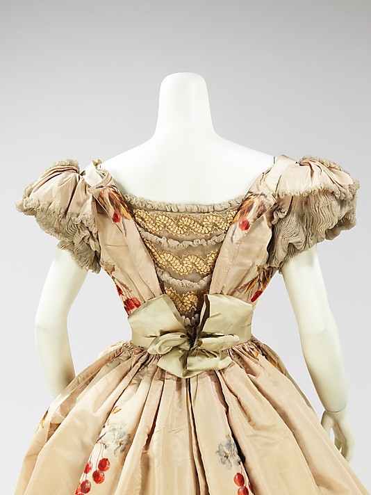 Бальные платья XIX века, фото № 2