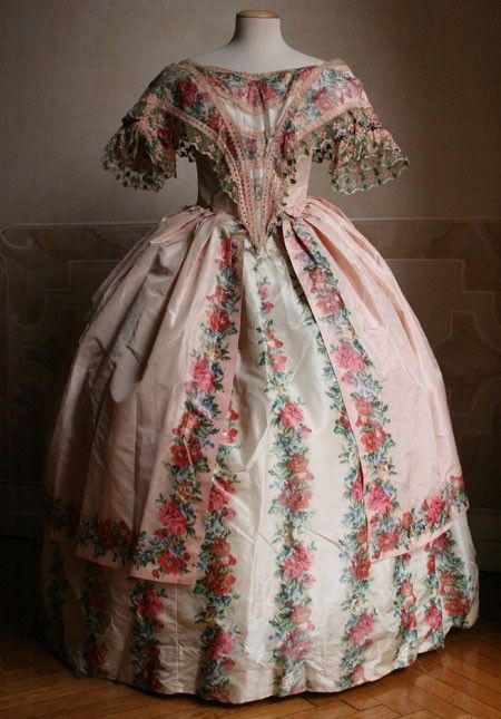 Бальные платья XIX века, фото № 28