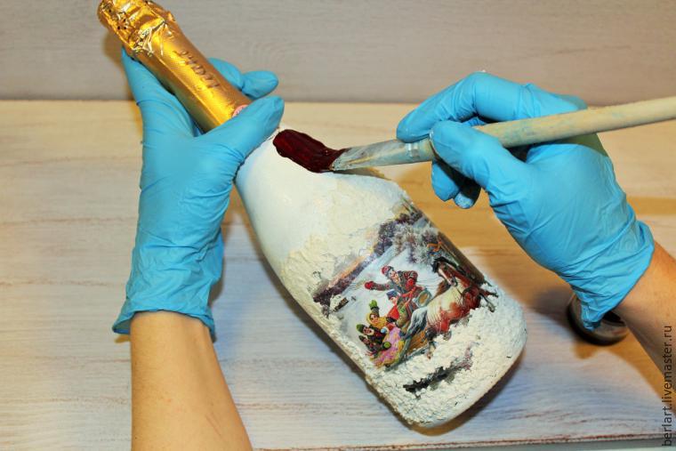 Мастер-класс по декорированию бутылки шампанского в технике декупаж, фото № 13