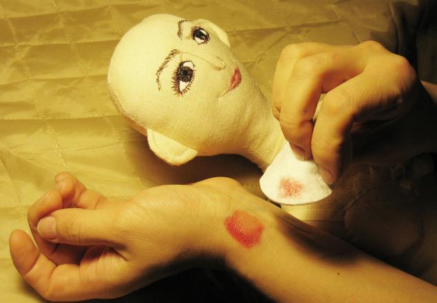 Как я вышиваю лицо текстильной кукле, фото № 14