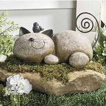 Декоративные камни в саду, фото № 3