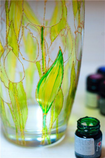 Роспись стеклянной вазы витражными красками, фото № 7