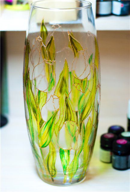 Роспись стеклянной вазы витражными красками, фото № 9