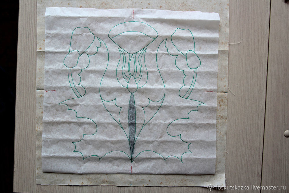 Панно «Одуванчики» — аппликация из ткани с использованием двусторонней клеевой (паутинки на бумаге), фото № 11