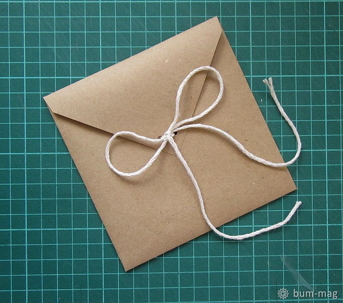 Делаем простой и быстрый квадратный конверт с бантиком, фото № 15