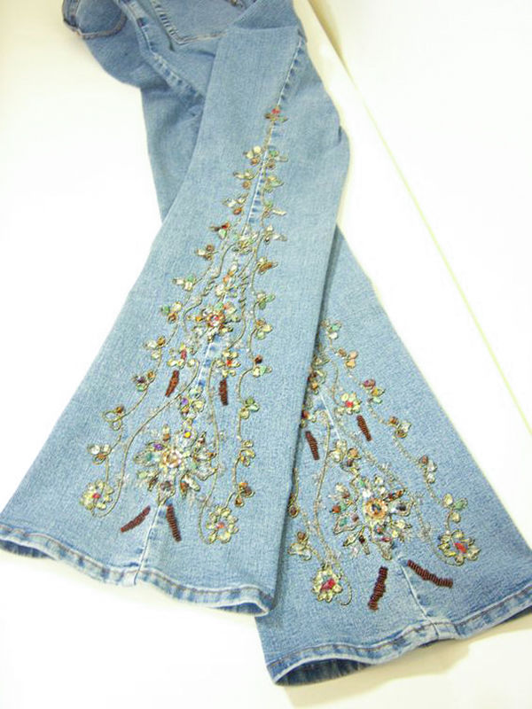 Разнообразный декор джинсов: вышивка, роспись, кружево, фото № 19