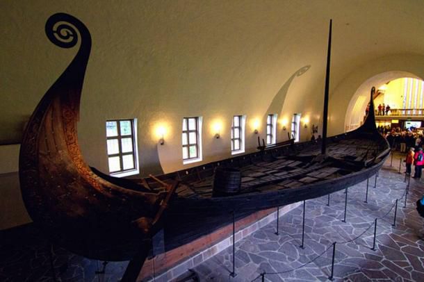 Сказочные деревянные церкви Норвегии, фото № 15