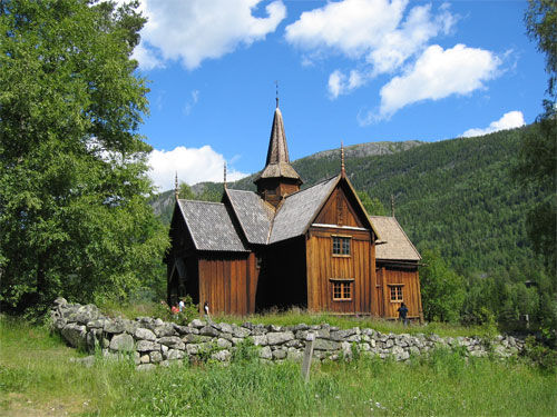 Сказочные деревянные церкви Норвегии, фото № 9