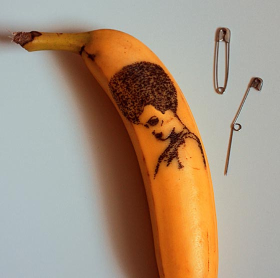 Рисунки на бананах (7)