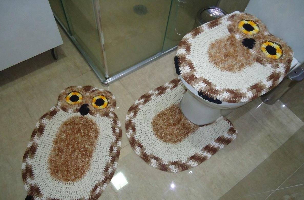 Коврик-сова способен улучшить эстетические свойства туалета
