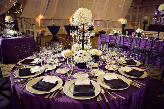 Украшение свадебного стола в фиолетовых тонах