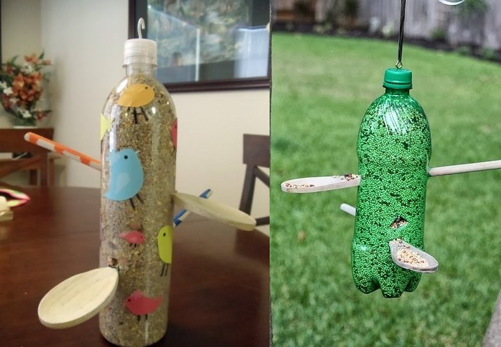 кормушка из ложек и пластиковой бутылки