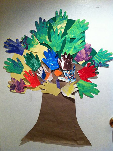 поделка дерево из цветной бумаги для детей 4