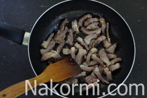 Кабачки, тушенные с мясом