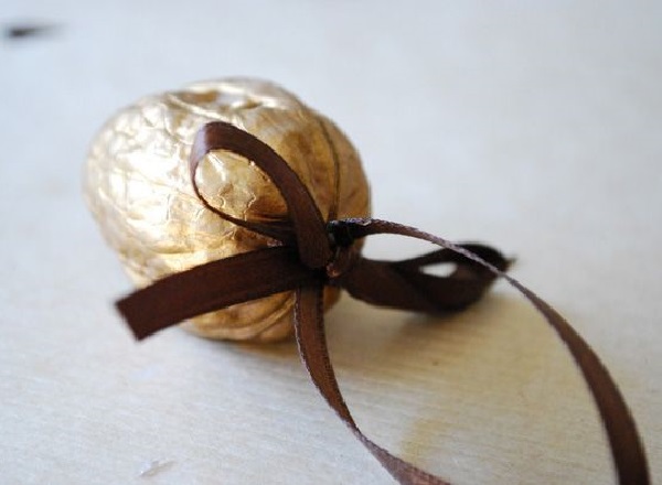 Шкатулка для драгоценностей из ореха