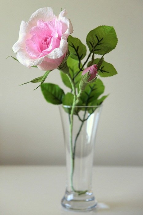 Розы из гофробумаги своими руками - фото 16