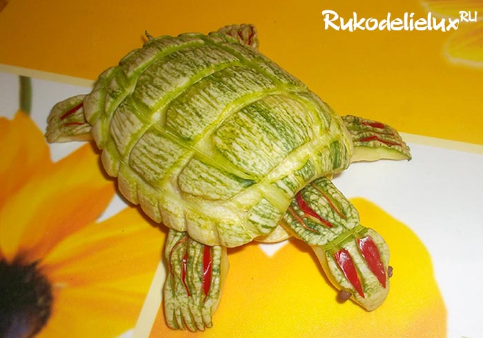Черепаха из кабачка