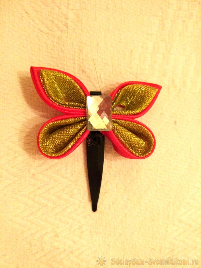 Бабочка из лент в технике Канзаши