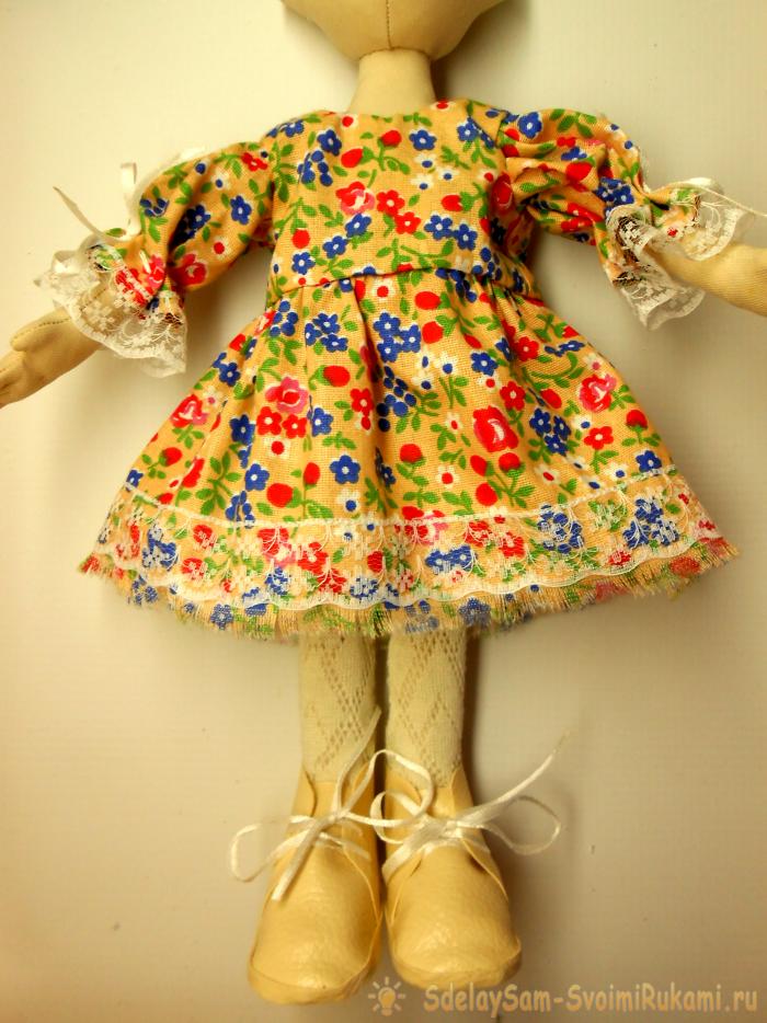 Как сшить текстильную куклу поэтапно