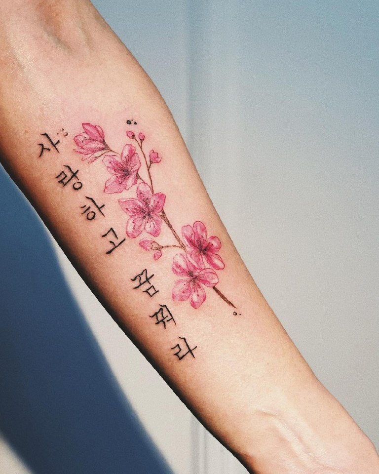 татуировки цветов