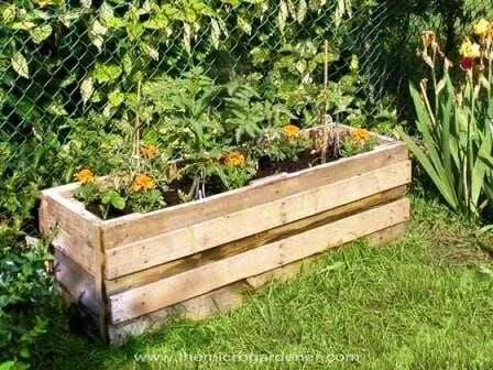 Upcycled pallet vegetable planter 
