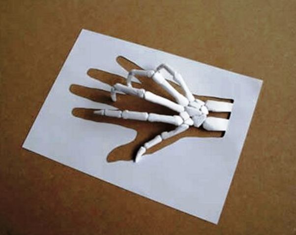 Как сделать из бумаги руку?