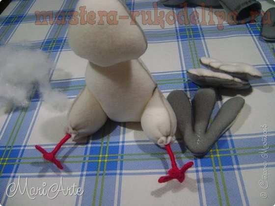 Мастер-класс по шитью игрушек: Молодые петушки