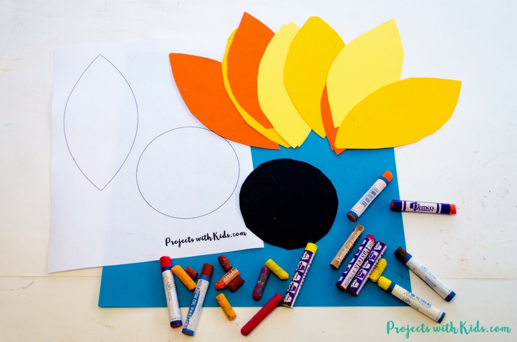 This autumn sunflower craft with oil pastels is a beautiful way to bring the vibrant colors of fall indoors. Kids will love exploring oil pastels and the different textures that can be made. Read the full post to download your FREE sunflower template!
